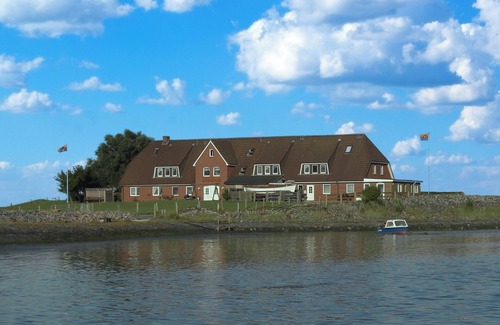 Hallig Langeneß Apartamento | Apartamento 'Ferienwohnung Amrum' con vistas al mar, terraza compartida y Wi-Fi