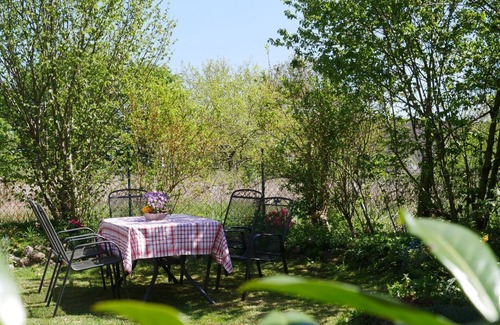 Schmilau Apartamento | Apartamento 'Ferienwohnung Schmilau' con jardín privado, balcón y Wi-Fi