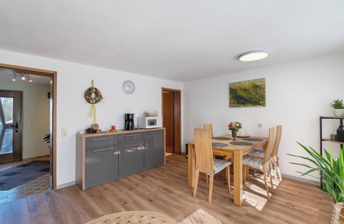 Lauf Apartamento | Apartamento 'Ferienwohnung Gabriele' con vistas a la montaña, terraza privada y Wi-Fi