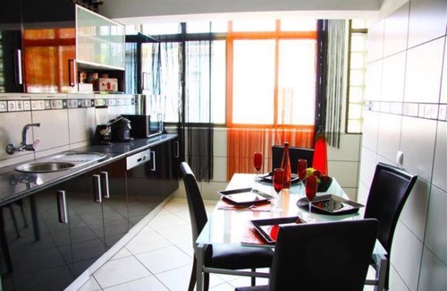 Carvoeiro Apartamento | Apartamento 'Fernandes' con vistas a la montaña, Wi-Fi y aire acondicionado