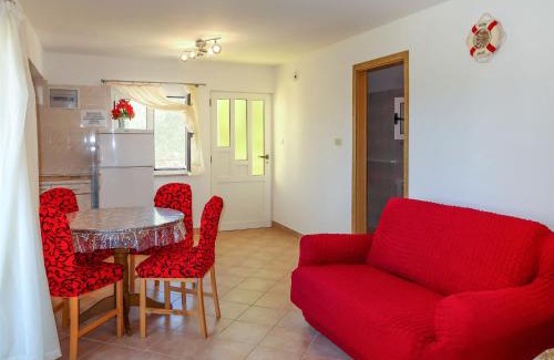 Vinisce Apartamento | Apartment Filip Jakov-1 by Interhome