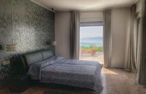 Cikovici Apartamento | Apartment Flora with swimming pool