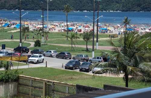 Indaia Apartamento | Apartment foot in the sand with sea view