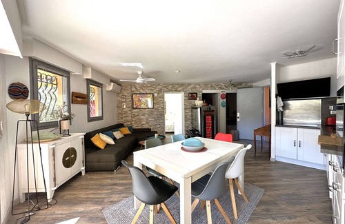 Toulon - Hyeres Apartamento | Apartment for 4 people with parking close to beaches and restaurants in Hyères
