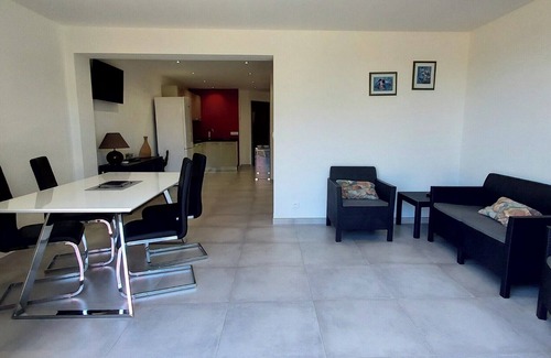 Marine de Saint Ambroggio Apartamento | Apartamento para 4 a 6 personas en la planta baja.