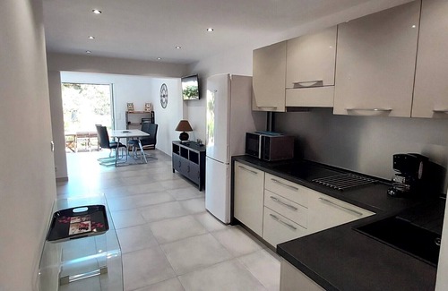 Marine de Saint Ambroggio Apartamento | Apartamento para 4 a 6 personas en la planta baja.