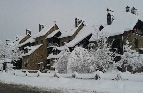 Espot Apartamento | ALQUILER APARTAMENTO A PIE DE PISTAS DE ESQUI Y PARQUE NACIONAL D'AIGÜESTORTES