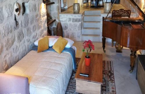 Plat Apartamento | Apartment Fortuno - One Bedroom Apartment with Terrace and Sea View