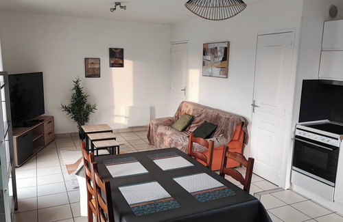 Le Theil-de-Bretagne Apartamento | Apartment, independent entrance, close to station