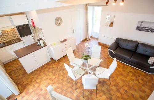 Saint-Jouan-des-Guerets Apartamento | Apartment La Malouinière des Longchamps by Interhome