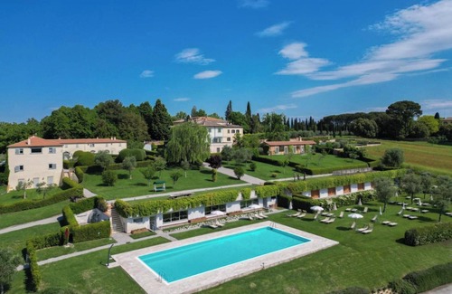 Cortona Apartamento | Apartamento 'Frantoio 2 Classic' con piscina compartida, Wi-Fi y aire acondicionado