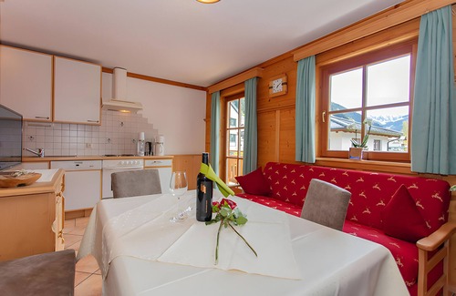 Grossarl Apartamento | Apartment 'Frauenkogel' with Private Garden, Balcony and Wi-Fi