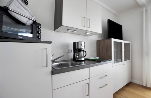 Meldorf Apartamento | Apartamento 'Frieda 4' con jardín compartido, balcón y Wi-Fi