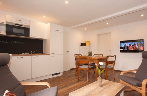 Finnentrop Apartamento | Apartamento 'Gänseblume' con terraza privada, jardín compartido y Wi-Fi