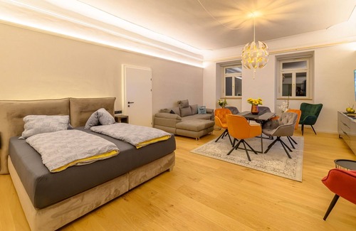 Gmuend in Kaernten Apartamento | Apartamento "Gasthof Alte Post - Top 4 Commodore" con vistas a la montaña y Wi-Fi