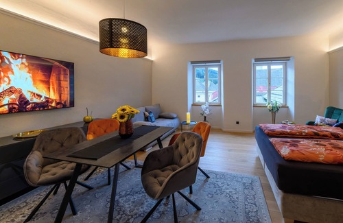 Gmuend in Kaernten Apartamento | Apartamento "Gasthof Alte Post - Top 5 Gt" con vistas a la montaña y Wi-Fi