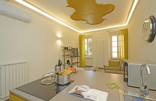 Gargnano Apartamento | Apartamento 'Gemhouse Ambra Garda Lake' a 50 m del lago, wi-fi y aire acondicionado