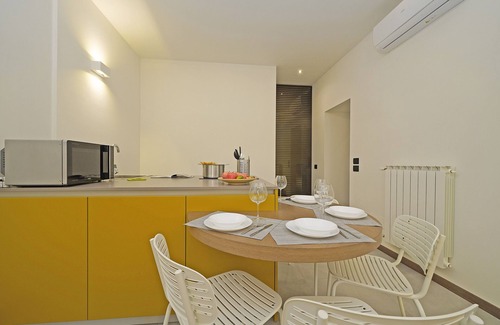 Gargnano Apartamento | Apartamento 'Gemhouse Ambra Garda Lake' a 50 m del lago, wi-fi y aire acondicionado