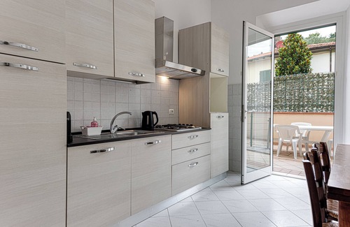 Calenzano Apartamento | Apartamento "Giada" con terraza privada y Wi-Fi