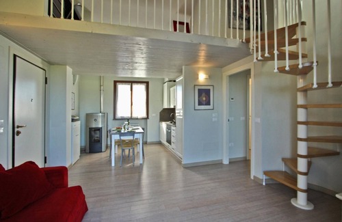 Pesaro Apartamento | Apartment Giglio 7 - Tres Habitaciones Piso, Capacidad 7