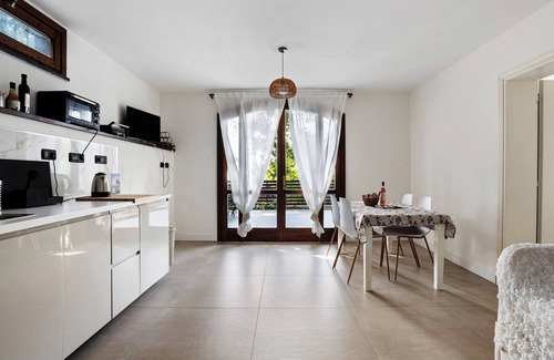 Arcola Apartamento | Apartamento 'Ginestra' con vistas al mar, Wi-Fi y aire acondicionado