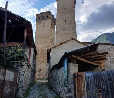 Bagvdanari Apartamento | Apartment Gira In Mestia