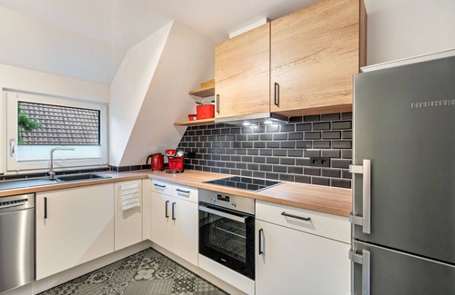 Lahr Apartamento | Apartamento 'Goldener Hirsch' con vistas a la montaña, balcón y Wi-Fi
