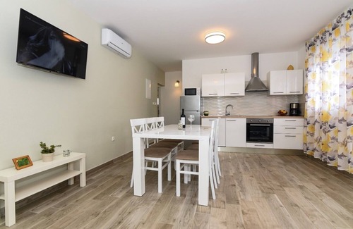 Poljica Apartamento | Apartment Gordana Mar (10889-A2) - Vrsi (Zadar)
