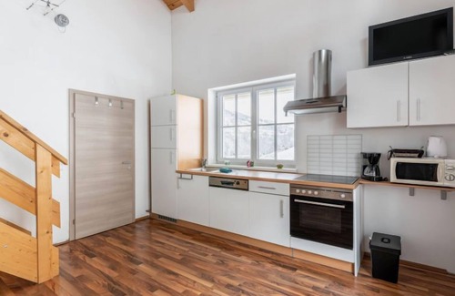 Goldegg Apartamento | Apartamento Grün by Interhome