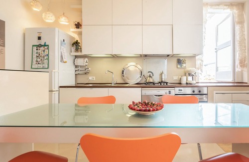 Ispra Apartamento | Apartamento 'Great Lake View Artist's' con vistas al lago, terraza privada y Wi-Fi