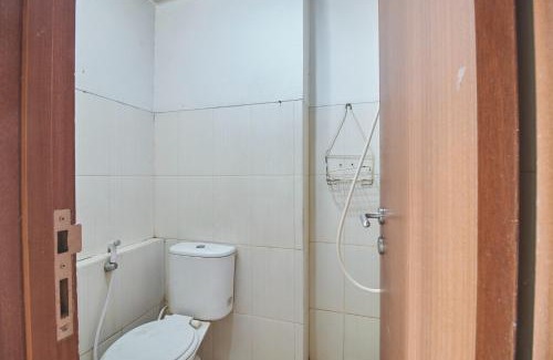 South Tangerang Hotel | Apartment Green Lake View Ciputat by Celebrity Room