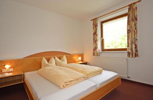 Ried im Oberinntal Apartamento | Apartment Handle-3 by Interhome