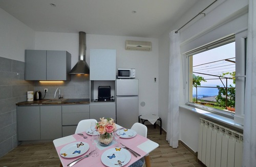 Rijeka Apartamento | Apartment Happy sound (72101-A1) - Rijeka