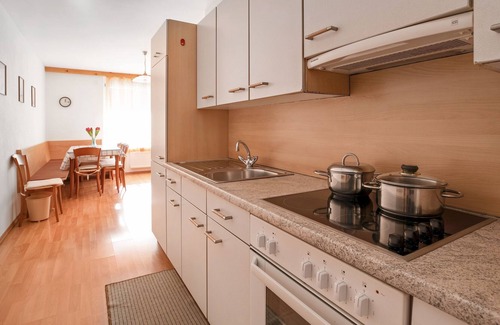 Valdaora di Sopra Apartamento | Apartamento 'Haus Aue - Apartamento 1 pequeño' con vistas a la montaña, balcón y Wi-Fi