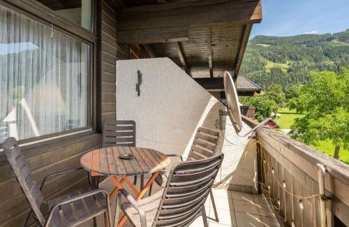 Maishofen Apartamento | Apartment Haus Point-1 by Interhome