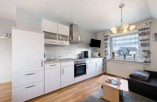 Suederhafen Apartamento | Apartamento 'Haus Sünnschien' con terraza compartida, jardín compartido y Wi-Fi
