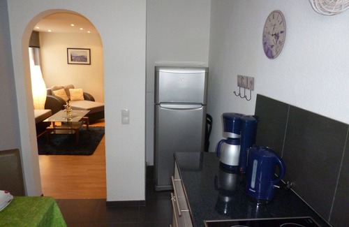 Metternich Apartamento | Apartamento 'Haus Uni Koblenz Wohnung 2' con terraza compartida y Wi-Fi