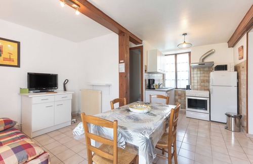 Argeles Gazost Apartamento | Apartamento 'Hautacam' con vistas a la montaña, jardín compartido y Wi-Fi