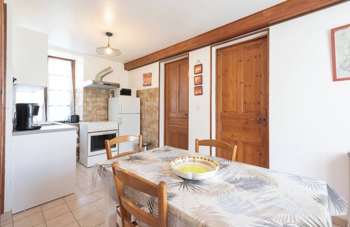 Argeles Gazost Apartamento | Apartamento 'Hautacam' con vistas a la montaña, jardín compartido y Wi-Fi