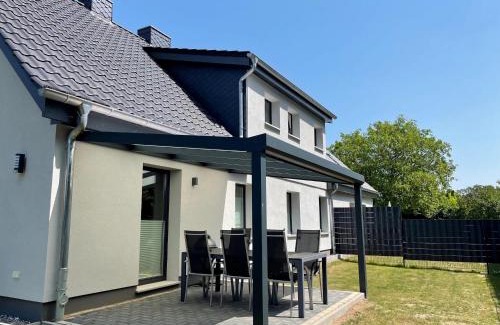 Zierow Apartamento | Apartment Helma near sea beach with terrace