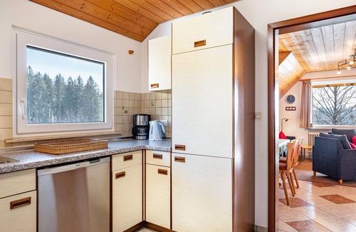Titisee-Neustadt Apartamento | Apartamento 'Hochfirst' con vistas a la montaña, terraza compartida y Wi-Fi