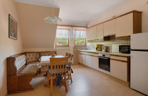Obersulm Apartamento | Apartamento 'Holunderbusch' con balcón y Wi-Fi