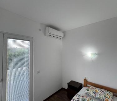 Kaluđerac Hotel | Apartment hotel Sara SUTOMORE