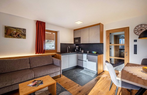 Acereto Apartamento | Apartamento 'Hubertus - Speikboden' con vistas a la montaña, terraza privada y Wi-Fi