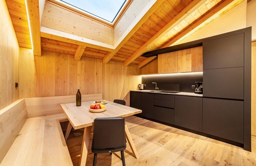 Caines Apartamento | Apartamento 'Huetterhof Herbischt' con vistas a la montaña, terraza privada y Wi-Fi