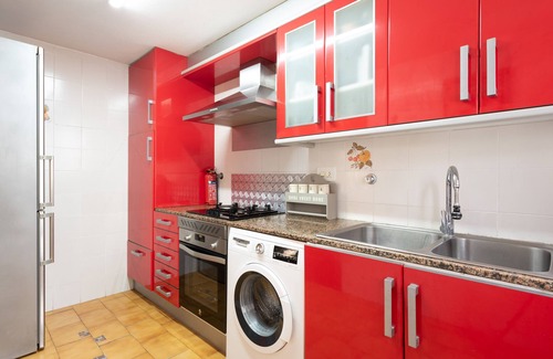 Playa Pobla de Farnals Apartamento | Apartamento 'Isa Beach ' con piscina compartida, Wi-Fi y aire acondicionado