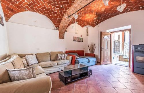 Grazzano Badoglio Apartamento | Apartment Il Borghetto-3 by Interhome