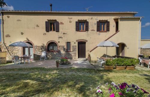 Bibbona Apartamento | Apartment Il Secondo-2 by Interhome