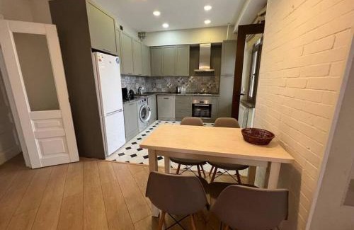 Sverdlov District Apartamento | apartment Imperial business class on Frunze 300/3