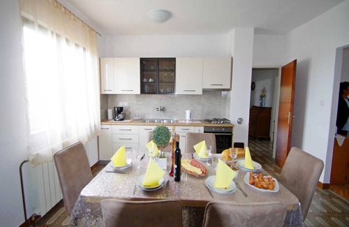 Sajini Apartamento | Tranquilo Apartamento en Sajini con vistas al jardín